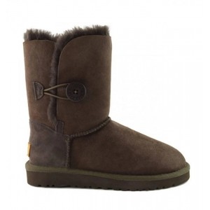 UGG Bailey Button - Chocolate